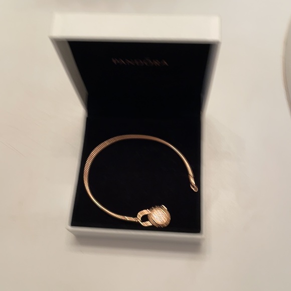 Pandora rose gold bracelet, hardly worn, like new - Picture 2 of 2